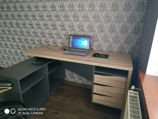 Стіл комп'ютерний CONNECT 3 L Intarsio Лівий Дуб Сонома / Антрацит жива фотографія